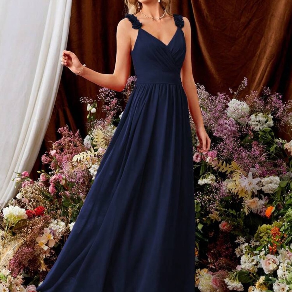 Flowy Chiffon A-Line Gown with V-Neck, Wrap Bodice and 3D Floral Straps - Sz L